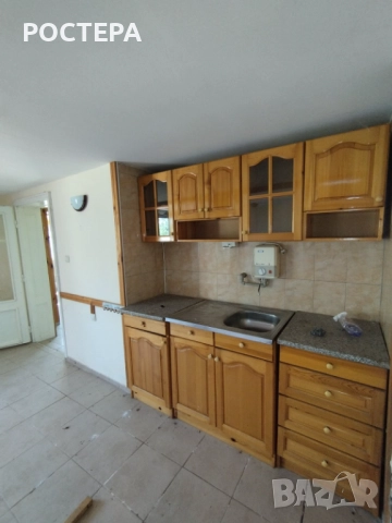 Къща село Кошничари 25км. от гр. Търговище, снимка 11 - Къщи - 51576389