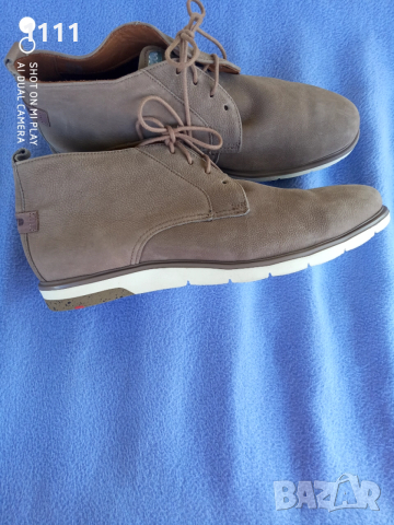 Два чифта Lloyd номер 42.