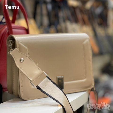 Модерна и стилна дамска чанта в нежни лачени цветове, снимка 8 - Чанти - 45765682