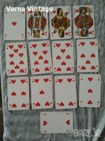 Три тестета карти в оригинален калъф НОВИ. Berliner Spielkarten Германия., снимка 5 - Карти за игра - 54138768