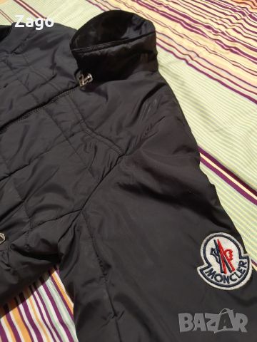 Запазено яке на Moncler , снимка 1 - Якета - 45920989