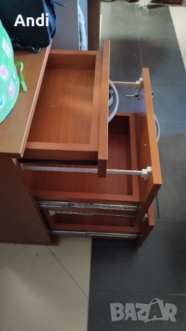 Офис шкаф с три чекмеджета  - контейнер за бюро 42,5/40.5/68,5см, снимка 2 - Шкафове - 52419130