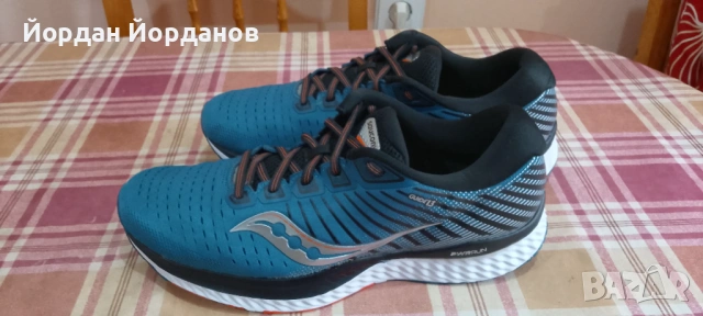 Маратонки Saucony 45 номер , снимка 5 - Маратонки - 53883168