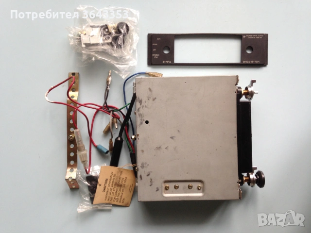 Ретро авто радио-касетофон Pioneer KP-4800, снимка 2 - Радиокасетофони, транзистори - 53120708