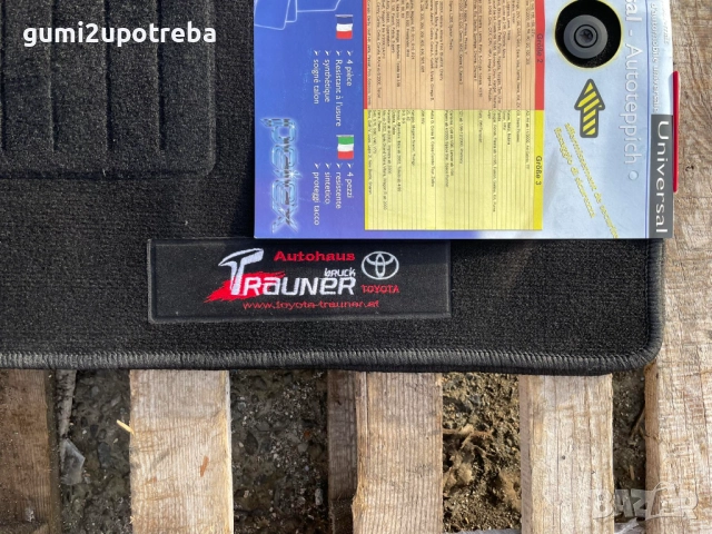 Продавам Универсални Текстилни Мокетни Стелки Черно Toyota, снимка 2 - Аксесоари и консумативи - 52515814