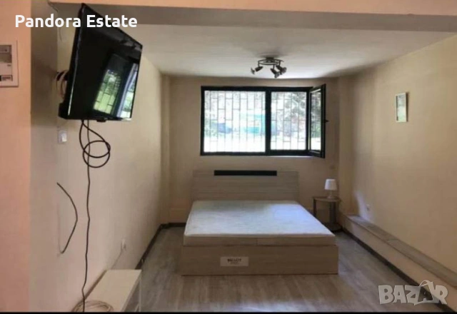 Продава едностаен апартамент в кв. Бъкстон