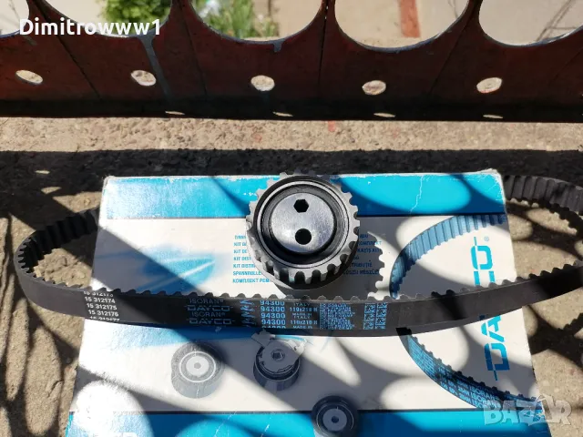 Ангренажен ремък и ролка бмв е36, снимка 3 - Части - 50074683