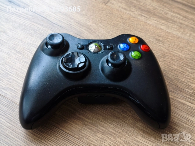 Xbox 360 Slim - пълен комплект , снимка 3 - Xbox конзоли - 52510307