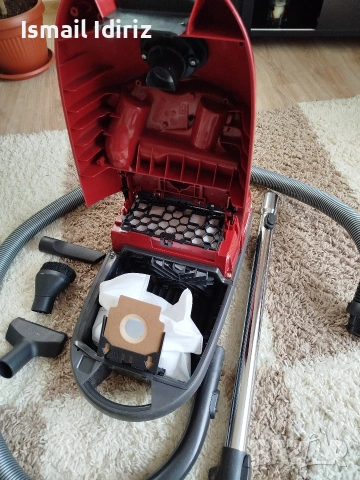 Прахосмукачка Miele tango 1800w, снимка 3 - Прахосмукачки - 54176637