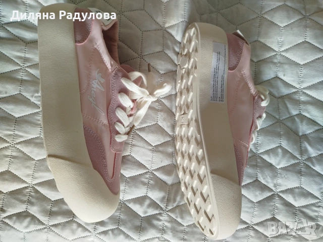 Дамски кецове за широко ходило - 38 номер, снимка 2 - Маратонки - 54150077