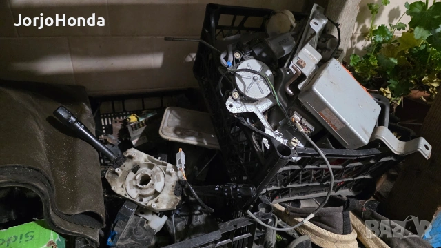 Хонда Cr V на части