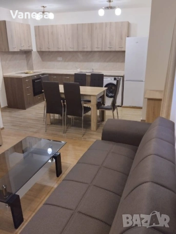 Тристааен апартамент, снимка 3 - Апартаменти - 54027742