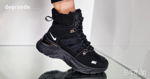 Дамски спортни боти Nike, снимка 3 - Дамски боти - 52591737