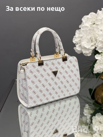 Guess Дамска Чанта - Налични Различни Цветове Код E867, снимка 13 - Чанти - 51752419