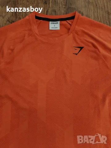 Gymshark Apex T-Shirt - страхотна мъжка тениска S КАТО НОВА, снимка 4 - Тениски - 49624162