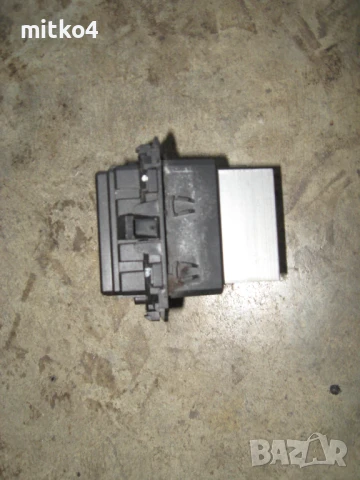 резистор за парно за пежо,рено 004, снимка 3 - Части - 51167225