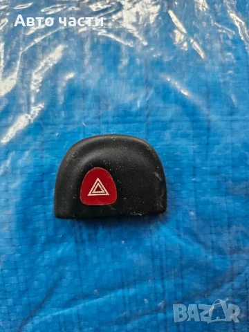 Бутон/превключвател за предупредителни светлини Renault Megane Scenic I Фаза I от 1996 до 1999 