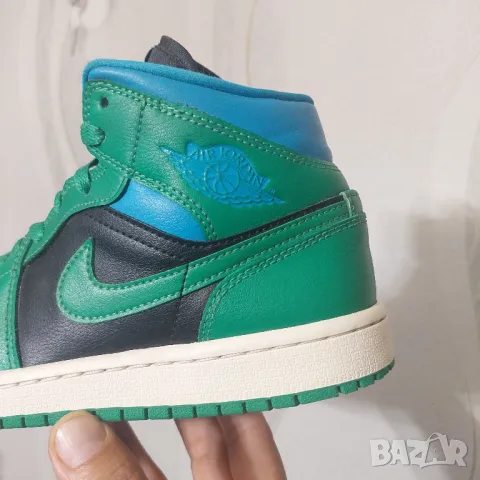 оригинални маратонки  Nike Air Jordan 1 Retro Mid Lucky Green Aquatone номер 36 -36,5, снимка 7 - Маратонки - 47466124