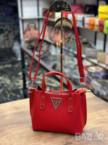 чанти guess, снимка 3 - Чанти - 51440767