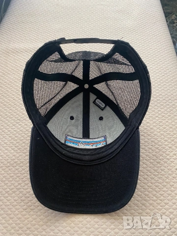 Шапка с козирка PATAGONIA P-6 LOGO LOPRO TRUCKER HAT, снимка 3 - Шапки - 54137978