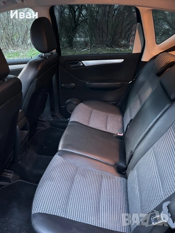 Mercedes Benz A170 W169, снимка 12 - Автомобили и джипове - 53939374