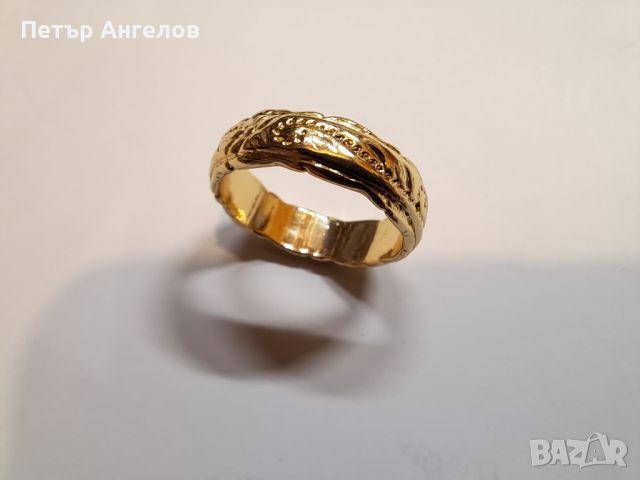 Уникален дамски позлатен пръстен с увивна роза