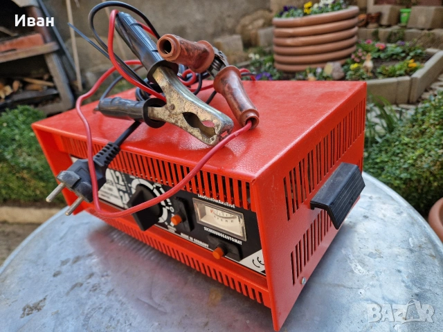 Зарядно за Акумулатори 12/24vol, снимка 3 - Друга електроника - 53723647