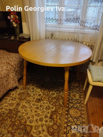 Кръгла ръзгаваема маса , снимка 2 - Маси - 52974715