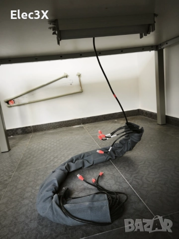 Две заседателни маси SteelCase висок клас, снимка 7 - Работни маси и бюра - 52910485