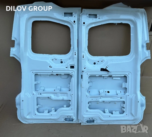 Врати VW Transporter T7 2025-, снимка 4 - Части - 54082502