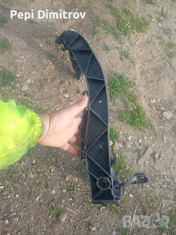 Скоба държач ляв  десен фар БМВ е 87 bmw e 87