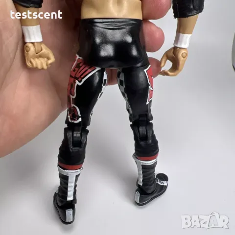 Екшън фигура WWE Sami Zayn Elite Сами Зейн Bloodline Mattel играчка figure + removable t-shirt, снимка 9 - Колекции - 48429997