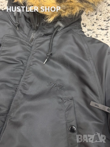 Мъжка парка ALPHA INDUSTRIES. Размер М, снимка 8 - Якета - 53302335