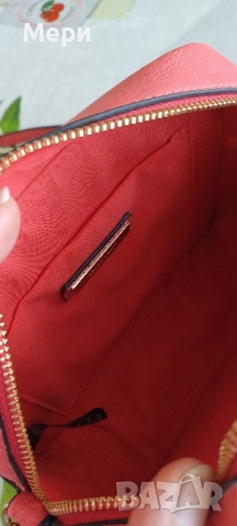 Дамска чантичка, снимка 4 - Чанти - 52331694