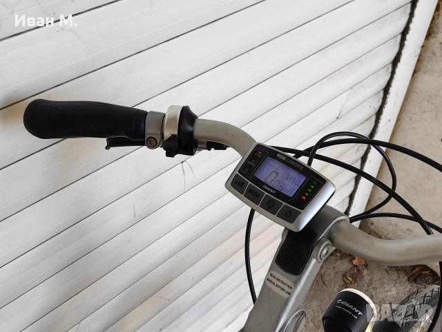 Електрически велосипед Giant 28 цола , снимка 8 - Велосипеди - 54292367