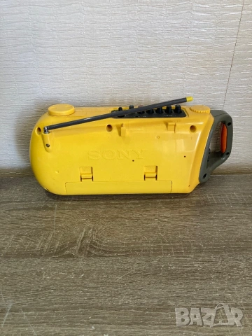 Sony CFM-104 Sports Radio Cassette Player, снимка 6 - Радиокасетофони, транзистори - 54133599
