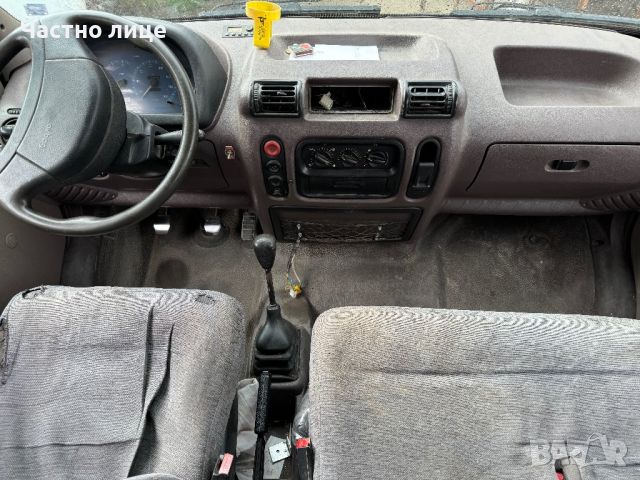 Renault Master 2.8 DTI на части, снимка 6 - Бусове и автобуси - 46644827