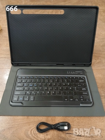 Калъфи за таблети + клавиатури , снимка 8 - Друга електроника - 52957758