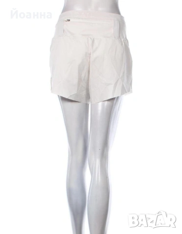 Къси гащи Nike, снимка 2 - Къси панталони и бермуди - 54148336