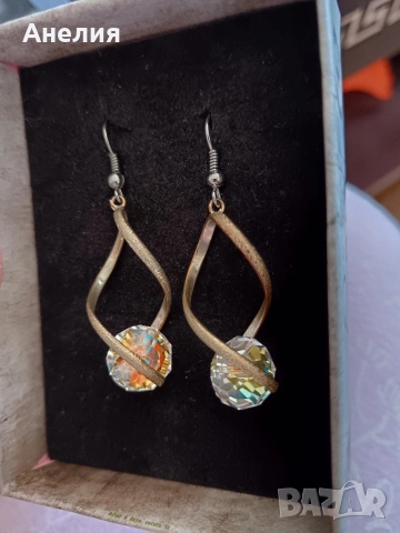 Висулки и обеци Swarowski, снимка 4 - Колиета, медальони, синджири - 53703392