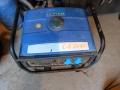 Бензинов генератор за ток работи тихо без забележки, снимка 1