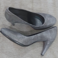 Ecco елегантни дамски обувки с ток, нови, 36 номер, естествена кожа, сиви, снимка 7 - Дамски елегантни обувки - 39868851