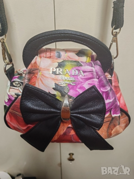 Дамска чантичка PRADA. , снимка 1