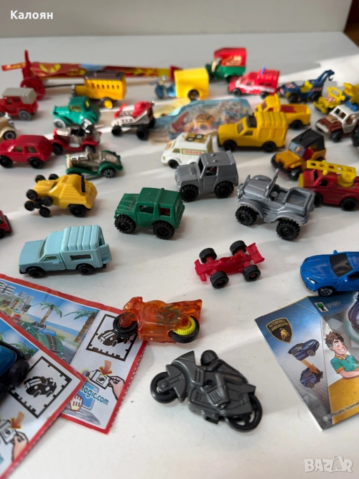 Kinder Surprise играчки лот колички, камиончета, мотори, снимка 1