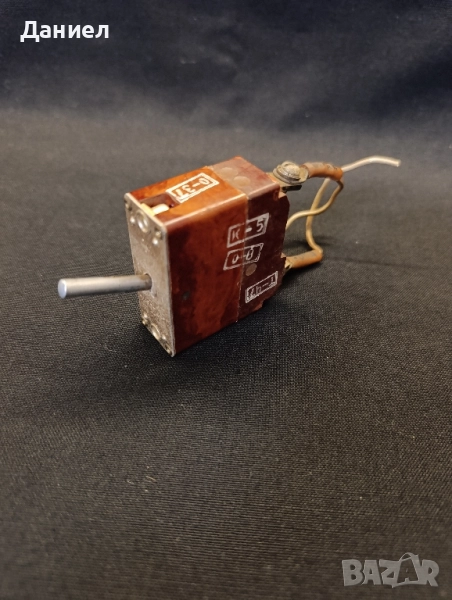 Автоматичен прекъсвач АЗРГ-2, снимка 1