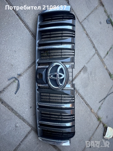 Предна Решетка Toyota Land Cruiser 150 Prado, снимка 1