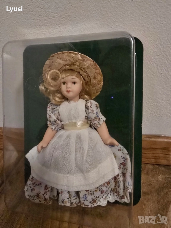 DeAgostini порцеланова кукла, снимка 1