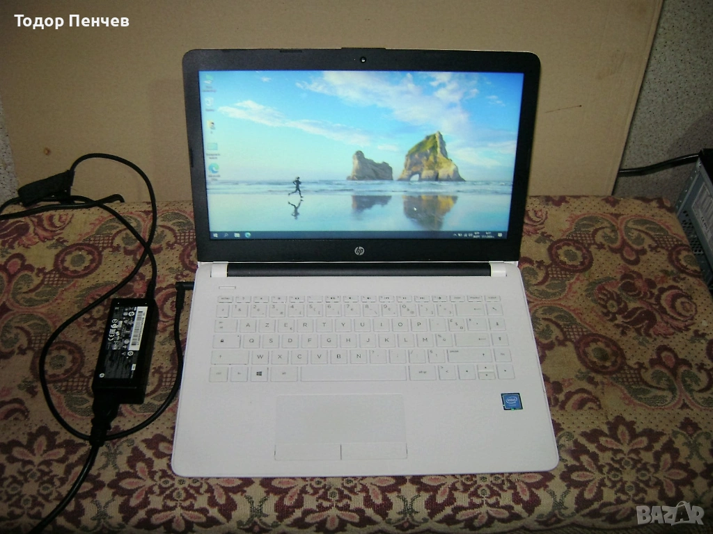 HP 14 инча - Dual Core, 4 GB RAM, 32 GB EMMC, 5 часа батерия, снимка 1
