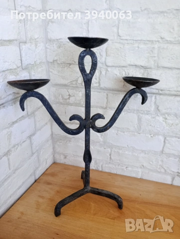 Стар свещник от ковано желязо, снимка 5 - Други ценни предмети - 53207824