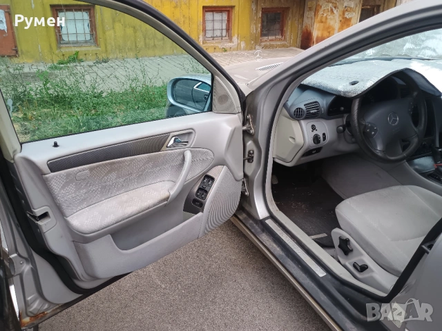 Mercedes-Benz 220, снимка 4 - Автомобили и джипове - 54012611